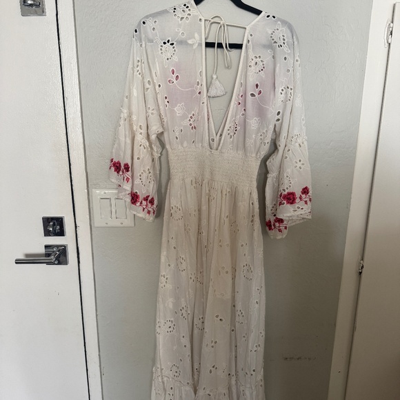 MISA Los Angeles White Embroidered Eyelet Maxi - Picture 2 of 3